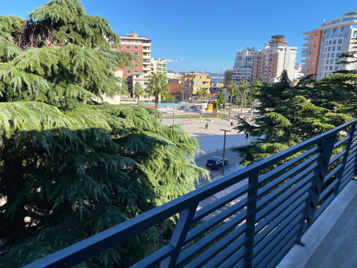 Brand New Apts Located At The City'S Main Square-100 Mbs Wifi Durrës Esterno foto
