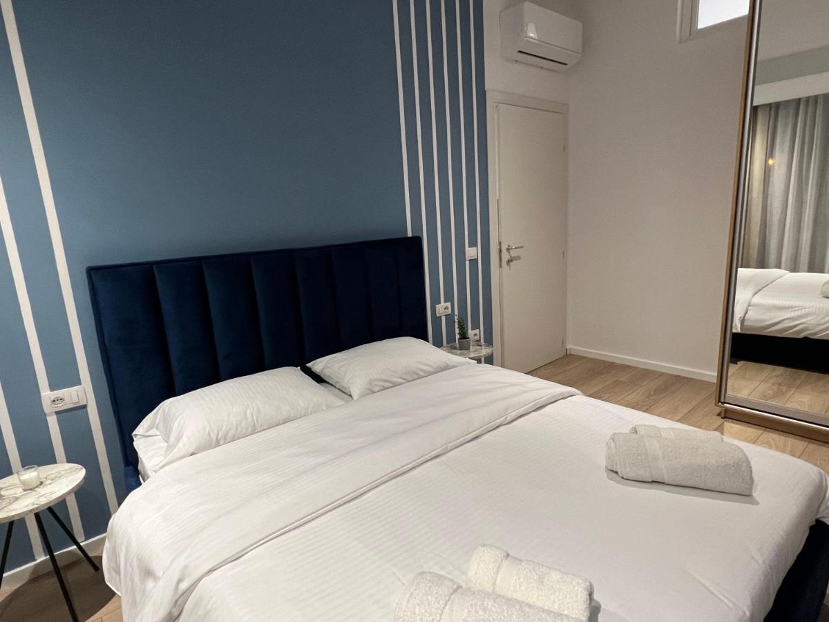 Brand New Apts Located At The City'S Main Square-100 Mbs Wifi Durrës Esterno foto