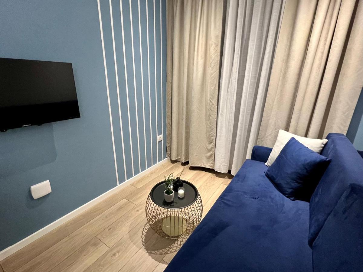 Brand New Apts Located At The City'S Main Square-100 Mbs Wifi Durrës Esterno foto
