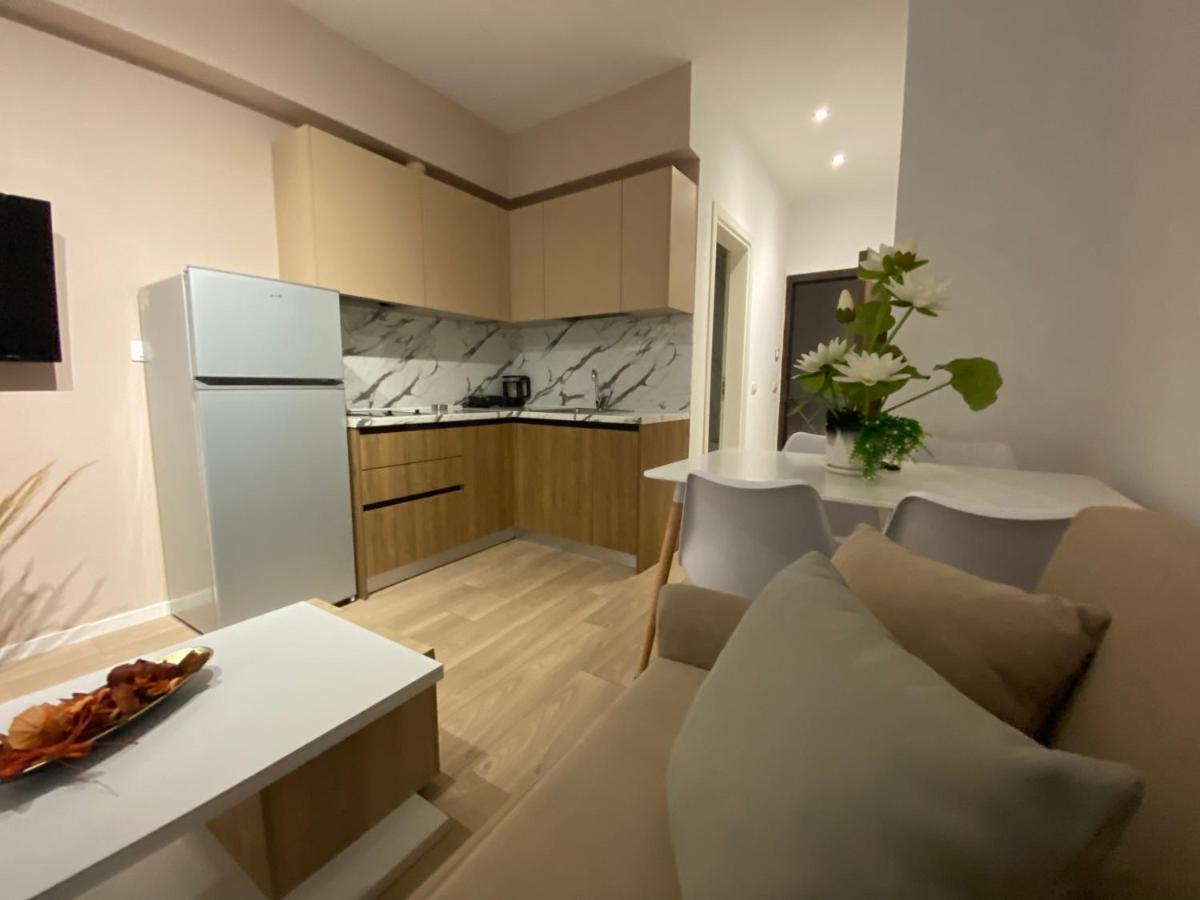 Brand New Apts Located At The City'S Main Square-100 Mbs Wifi Durrës Esterno foto